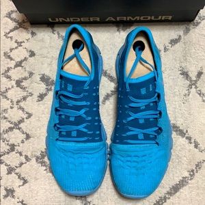 Men’s size 11 under armour slingshot shoes